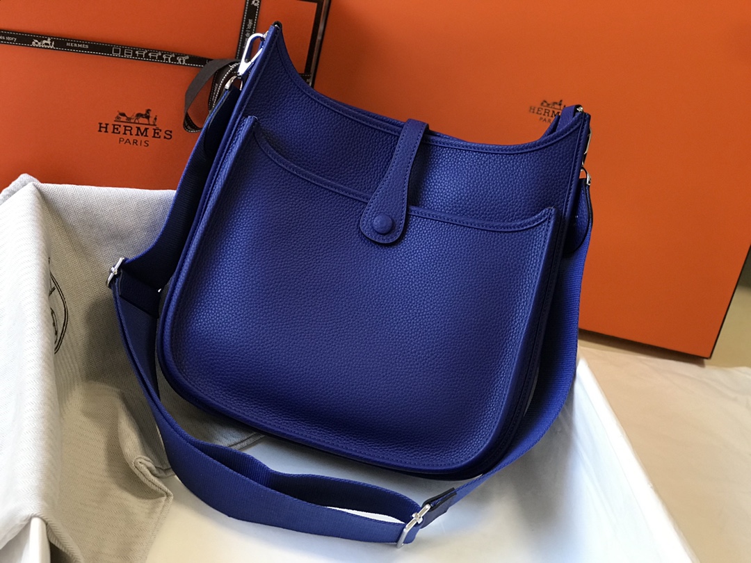 Hermes Evelyne III 29 PM Shoulder Bag In Deep Blue Clemence Leather